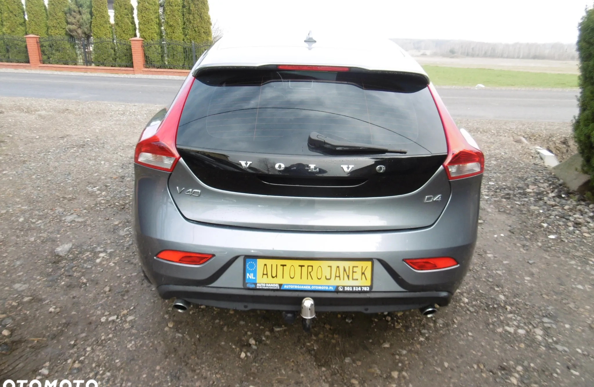 Volvo V40 cena 25900 przebieg: 264520, rok produkcji 2014 z Łuków małe 781